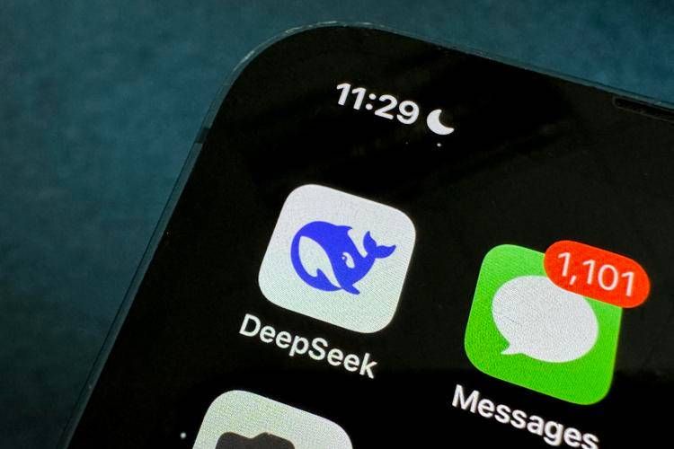 DeepSeek, cos'è il modello R1: alla scoperta del ciclone cinese AI