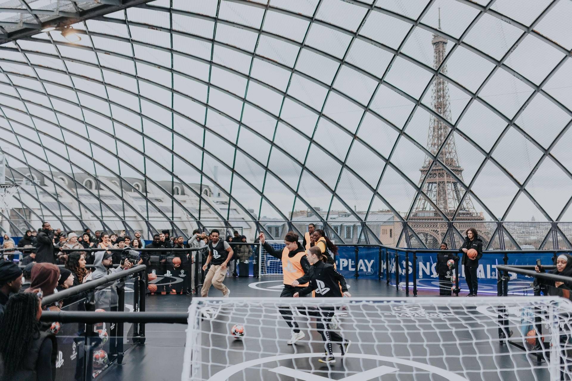 PlayStation combines football and basketball in a crossover event in Paris