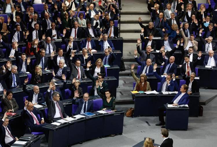 Il voto al Bundestag