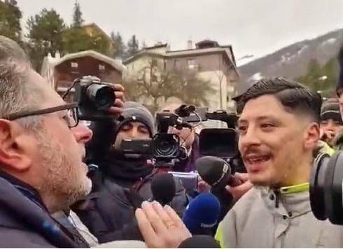 Roccaraso, scintille tra il deputato Borrelli e il tiktoker Sansone: "Vergogna, Napoli non siete voi" - Video