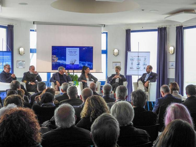 A Ostia il Vespucci, Straulino e le storie di mare celebrati dalla Lega Navale Italiana