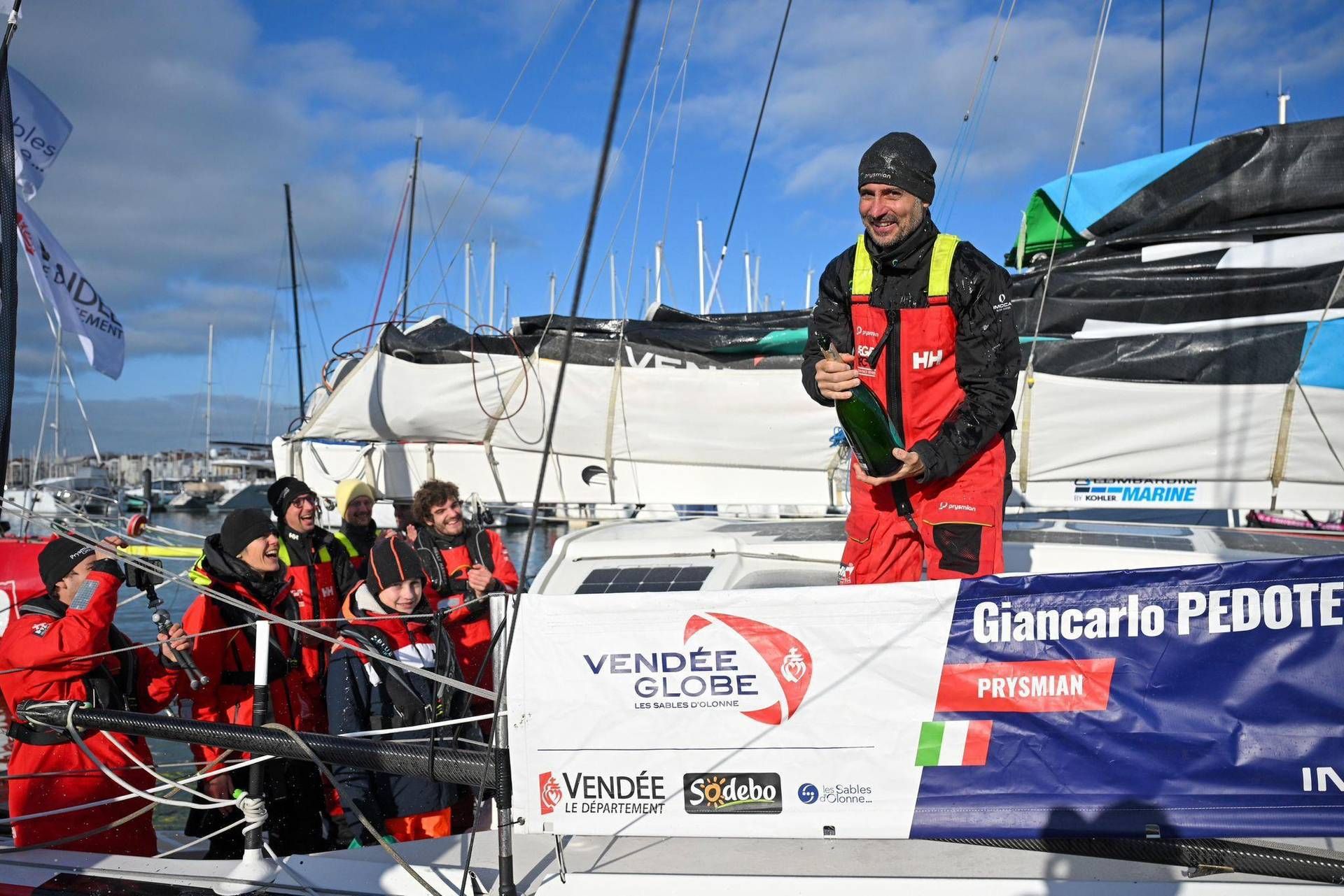 Vendée Globe, the day of pedest. “Unpredictable regatta, proud to have completed it”