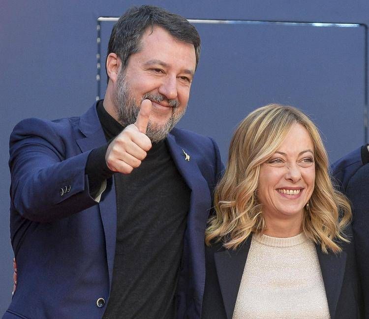 Meloni: "Polemiche forzate non scalfiscono rapporto con Salvini"