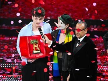 Sanremo 2025, Olly vince il Festival. Lucio Corsi secondo e Brunori Sas terzo