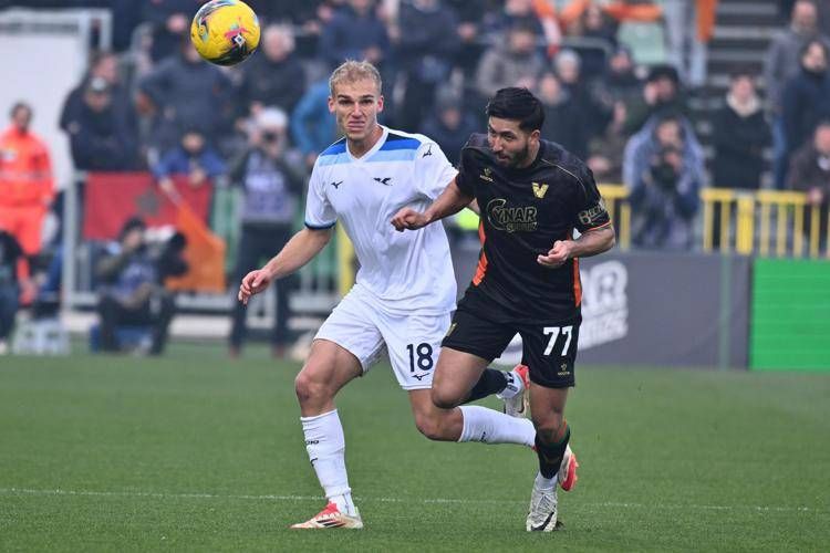 Venezia-Lazio 0-0: i biancocelesti deludono, al Penzo vince la noia