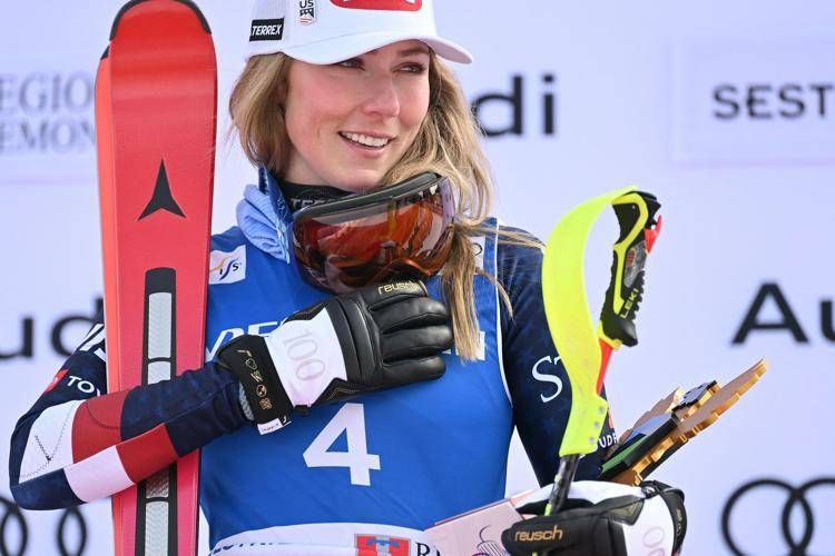 Shiffrin nella storia, trionfa a Sestriere e centra la 100esima vittoria in Coppa del Mondo