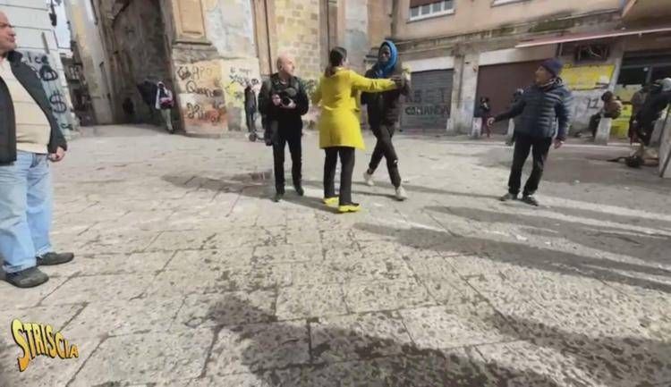 Palermo, assessore e troupe di 'Striscia la notizia' aggrediti al mercato di Ballarò