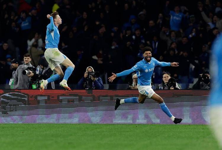 Napoli-Inter, Billing esulta dopo il gol - Fotogramma /Ipa