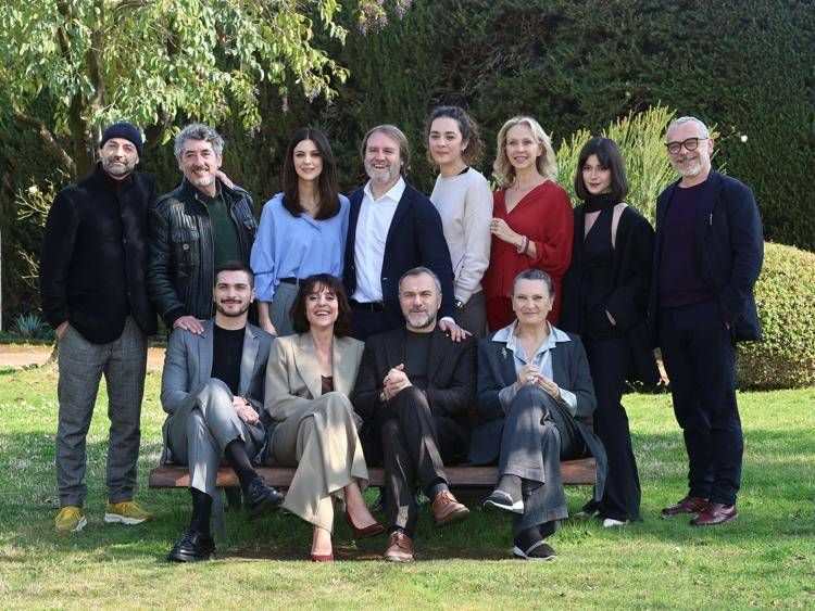 Il cast (Foto Ipa)