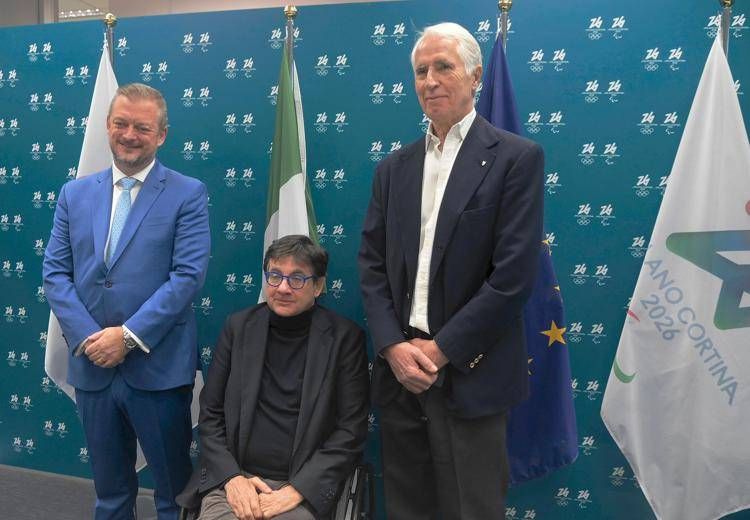 Da sinistra: Parsons, Pancalli e Malagò - Fotogramma/IPA