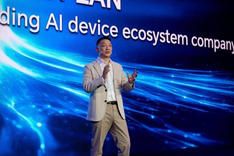 L'alba dell'Intelligenza Artificiale: James Li invita il settore tecnologico a unirsi per esplorare il futuro dell'AI e rivelare il potenziale degli ecosistemi connessi