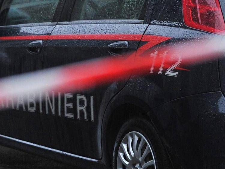 Auto dei carabinieri - (Fotogramma/Ipa)