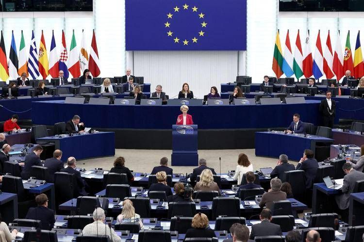 Ursula von der Leyen al Parlamento europeo - Afp