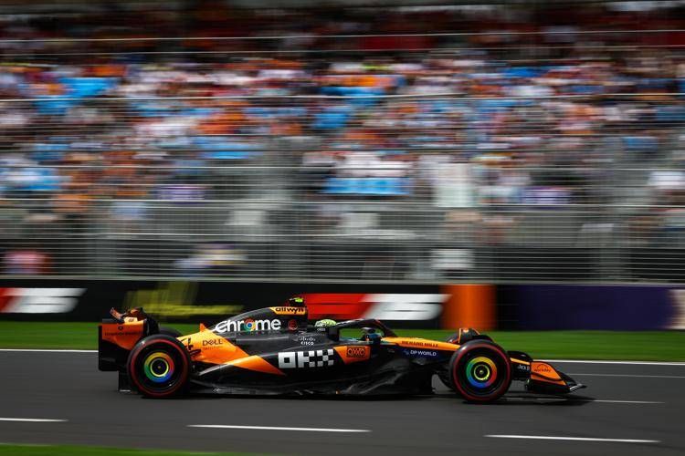 Gp Australia, pole Norris con McLaren e disastro Ferrari