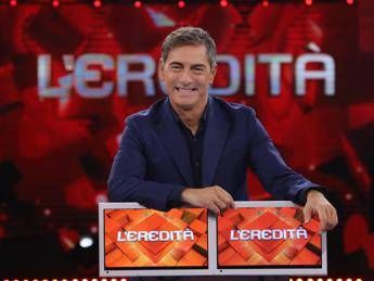 Eredità, speciale 'viva l'amore' stasera 15 marzo: le coppie vip in gara