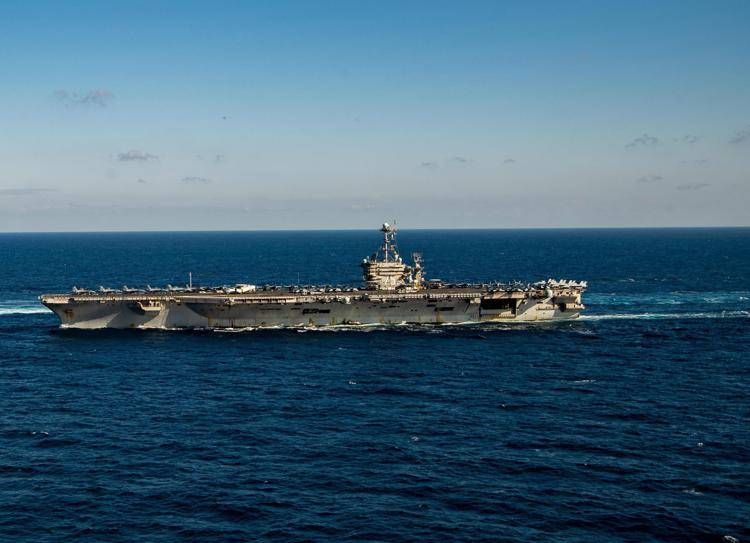 La portaerei americana USS Harry S. Truman, immagine di repertorio (Fotogramma/Ipa)