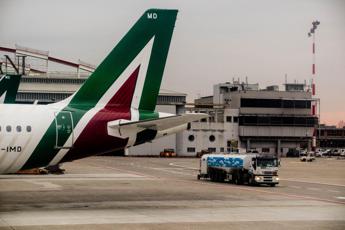 Alitalia, scadenza proposta dai commissari 15 ottobre