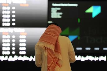 Attacco al petrolio saudita, produzione dimezzata