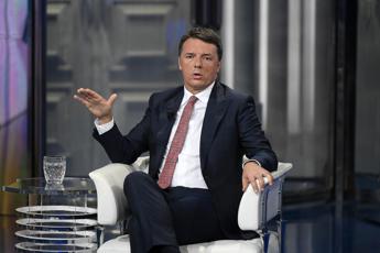 Renzi: Io esco ma rientrano D'Alema, Bersani e Speranza