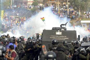 Otto morti in scontri in Bolivia, Morales: Fermate massacro