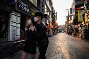 Covid, Corea del Sud in allerta: previste nuove restrizioni