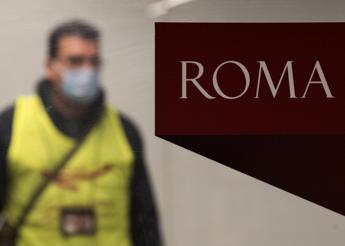 Roma, Raggi: In fase 2 su bus un quarto dei passeggeri