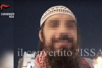 Italiano che incitava al Jihad confessa: Ho preso una sbandata, ora ho abbandonato l'Isis