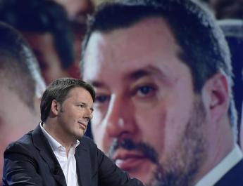 Salvini: Renzi? Di lui non si fida neanche Babbo Natale