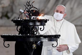 Papa Francesco: Vaccino per il corpo e per il cuore
