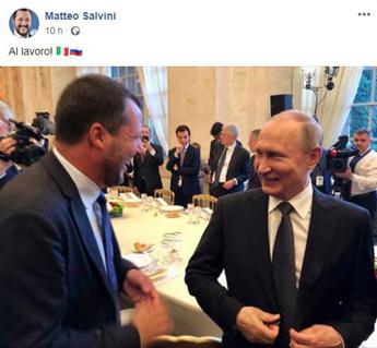 Risate con Salvini e poi l'incontro privato con Silvio